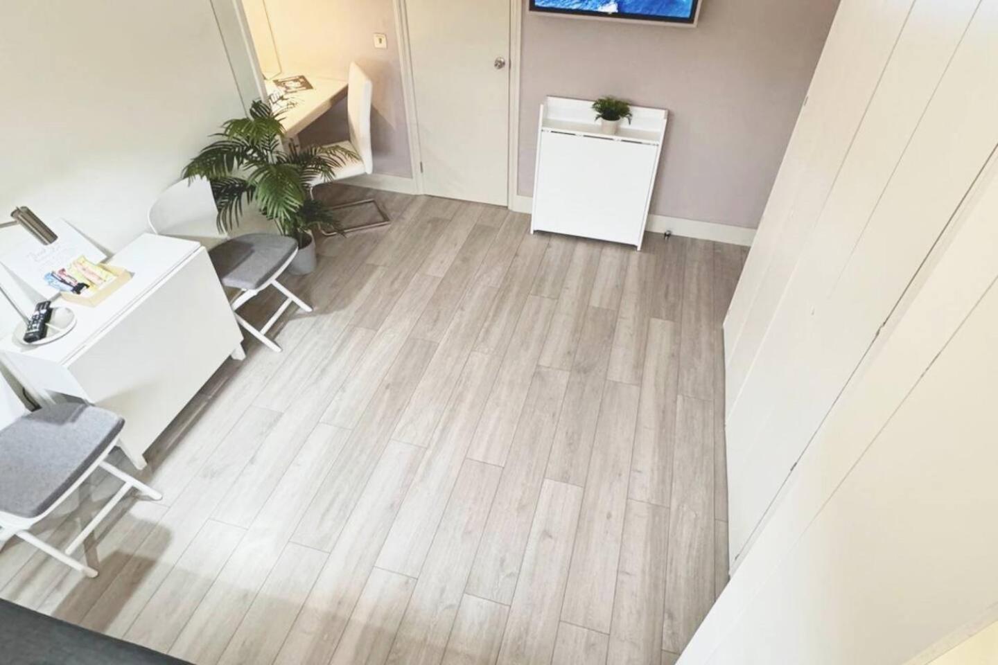 Apt 12 Luxury Living Chic Studio Steps From Beach Brighton Exterior foto